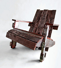 recycled wood pallet furniture